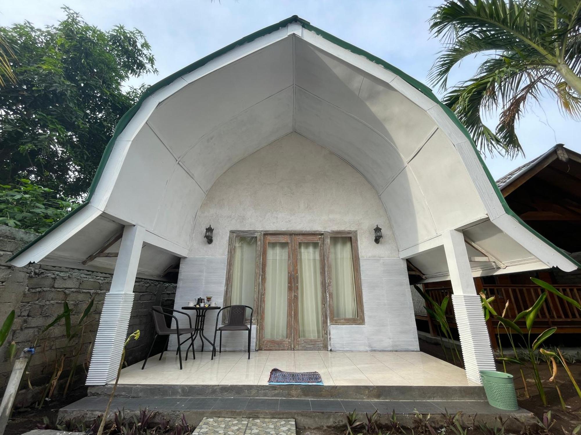 Rumah Tiga Gili Gili Air Exterior foto